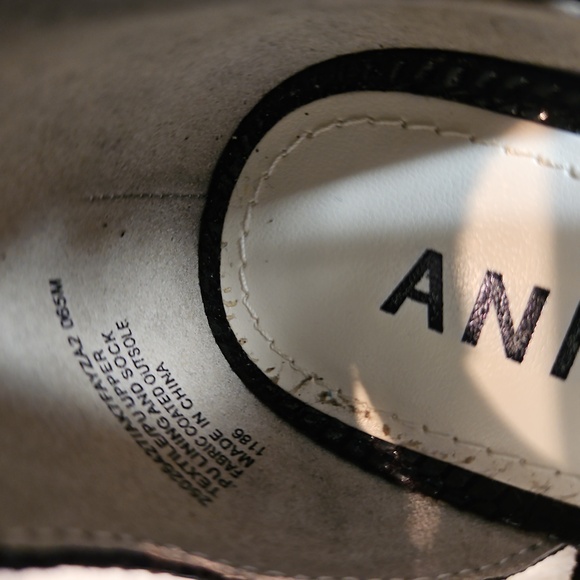 NWOT - Anne Klein Black Heels shoe womens size 6.5 - Picture 5 of 5